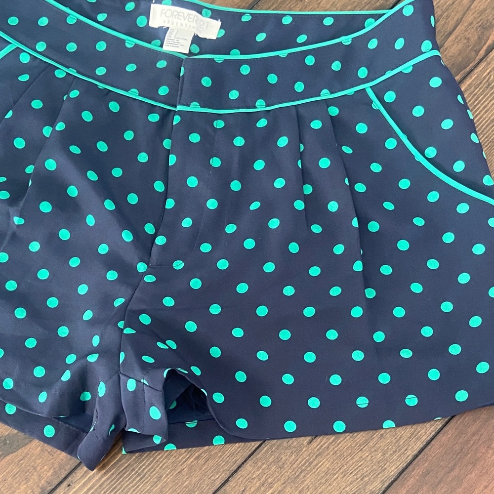 Forever 21 Teal Polka Dot Shorts size-L - Picture 7 of 9